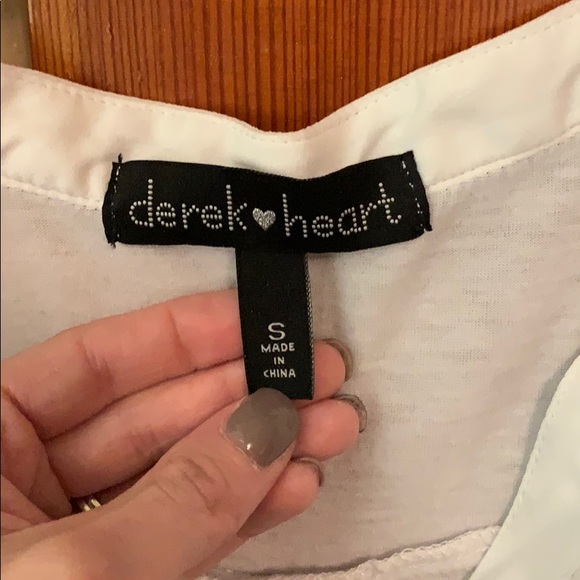 White blouse - Picture 2 of 2